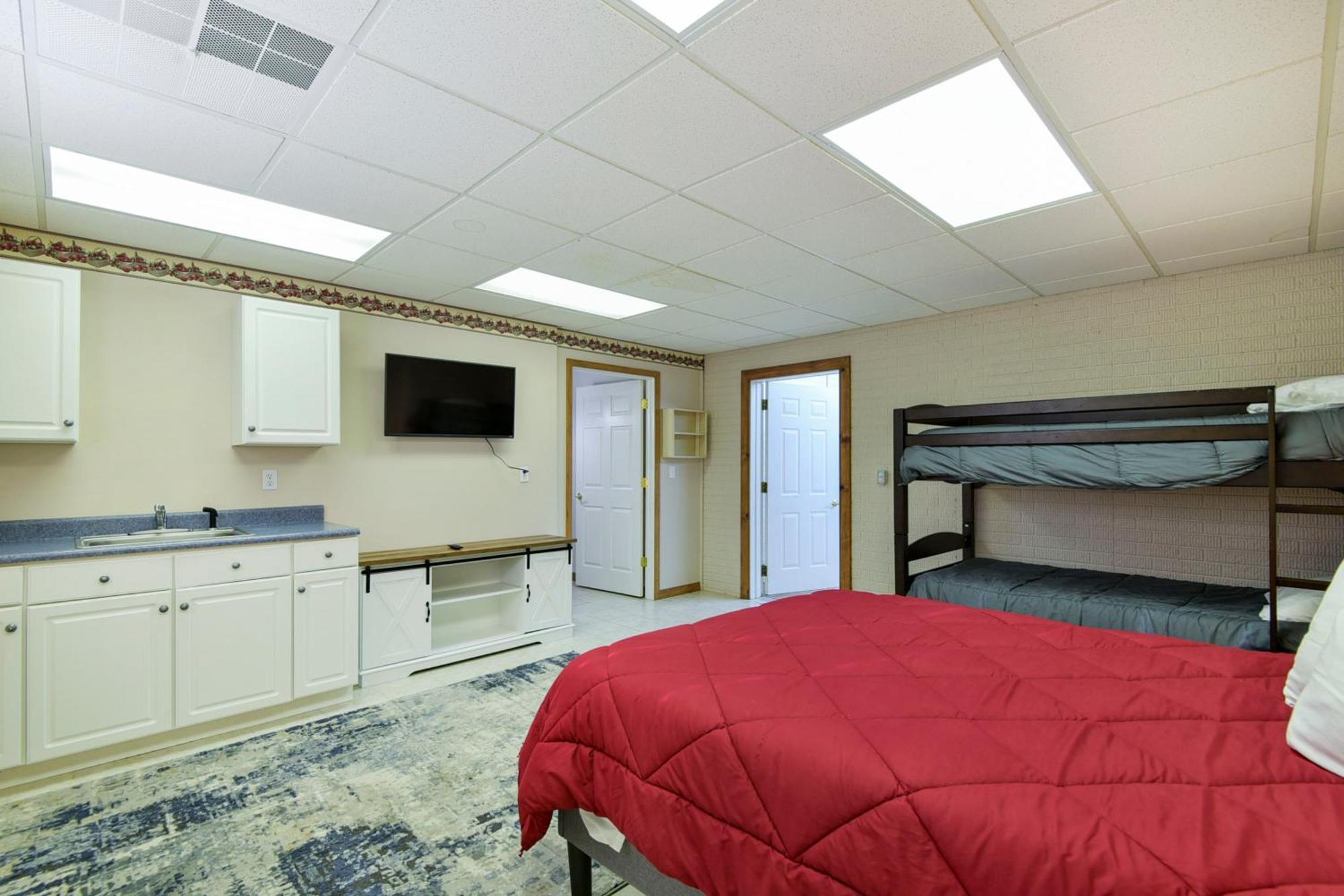 5 Bedroom Vacation Home Next To Silver Dollar City Branson Esterno foto